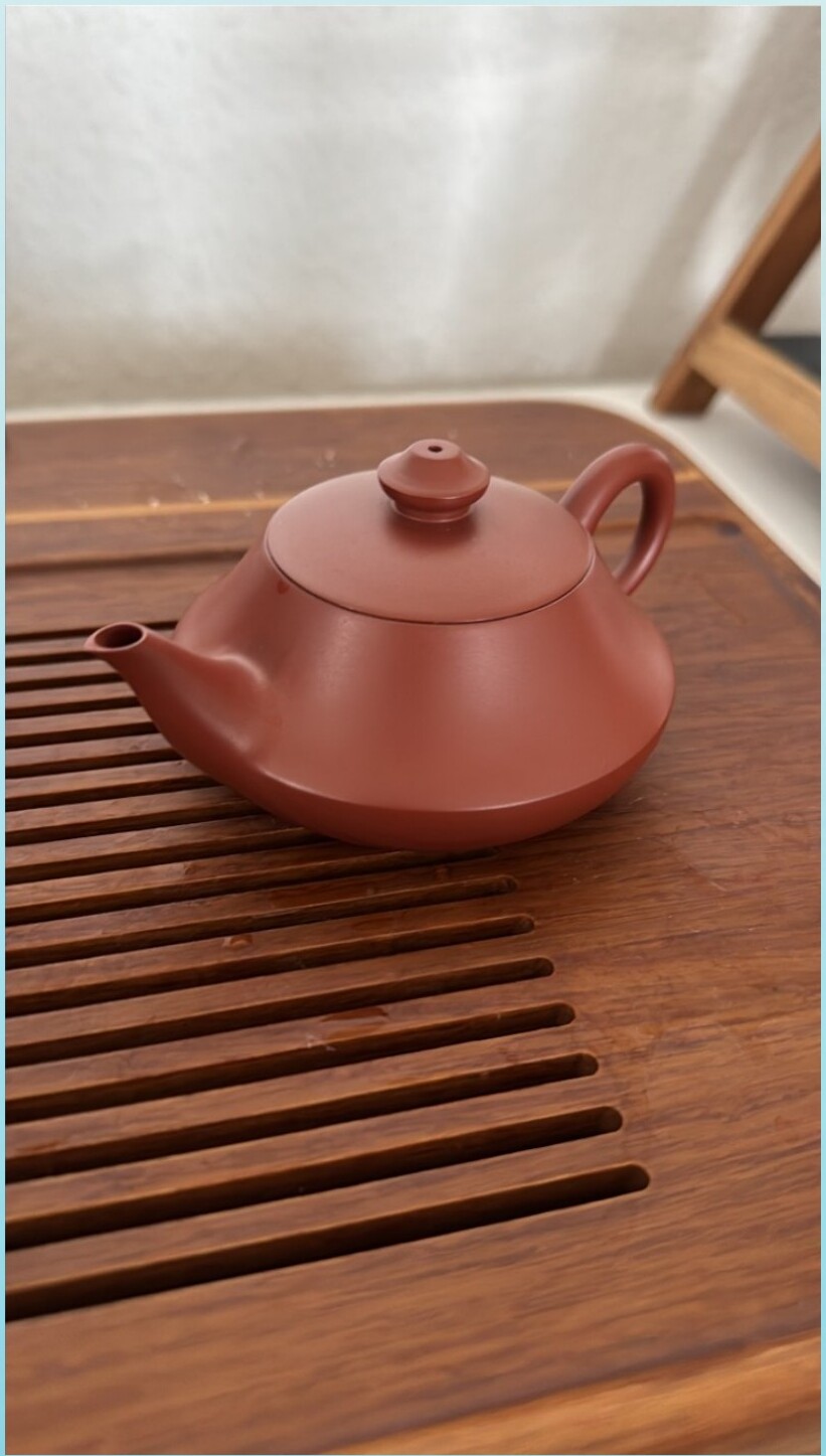 Wu X ML Lantern · Chaozhou Red Clay